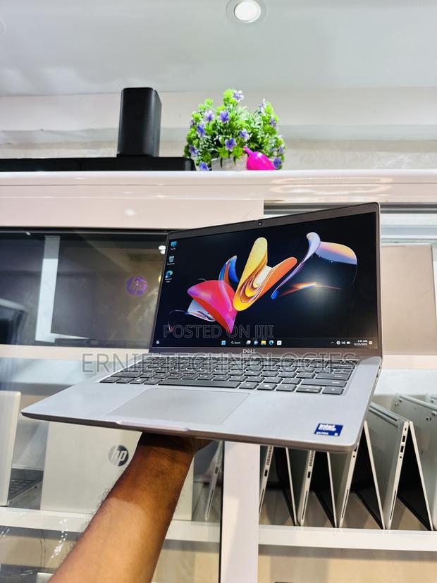 Laptop Dell Latitude 5450 16GB Intel Core Ultra 5 SSD 512GB photo 5