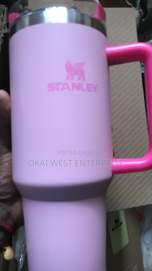 Stanley the Quencher H20 Cup 40 Oz photo 2
