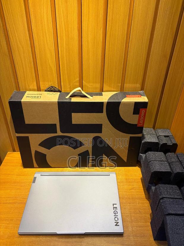 New Laptop Lenovo Legion 5i 32GB Intel Core I9 SSD 1T photo 2