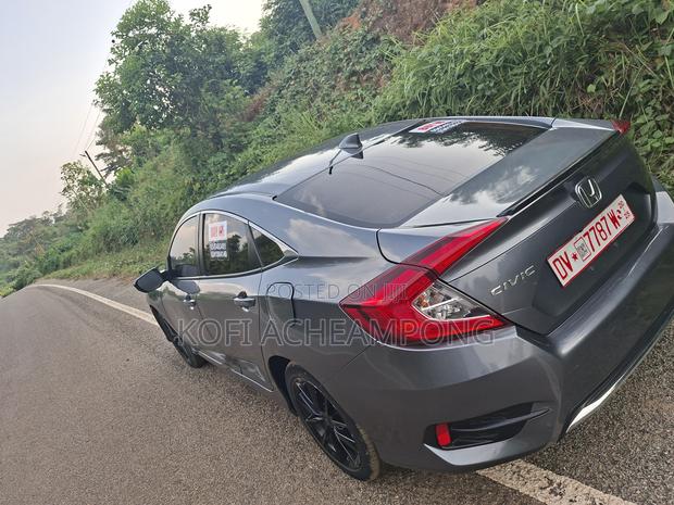 Honda Civic LX Sedan 2020 Gray