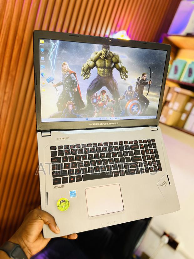 Laptop Asus ROG Strix GL703 16GB Intel Core I7 SSD 512GB photo 2