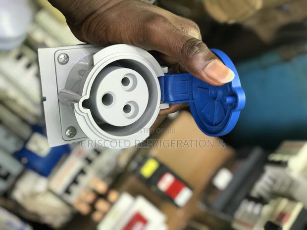 Generator Plug/ Safety Socket photo 2