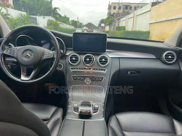 Mercedes-Benz C300 Sport 4Matic Sedan AWD (2.0L 4cyll 7A) 2016 White