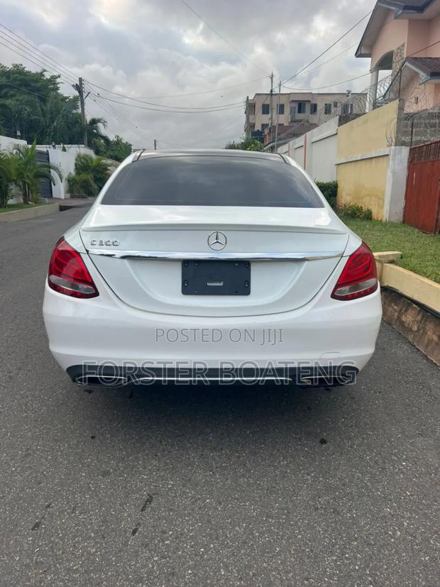 Mercedes-Benz C300 Sport 4Matic Sedan AWD (2.0L 4cyll 7A) 2016 White