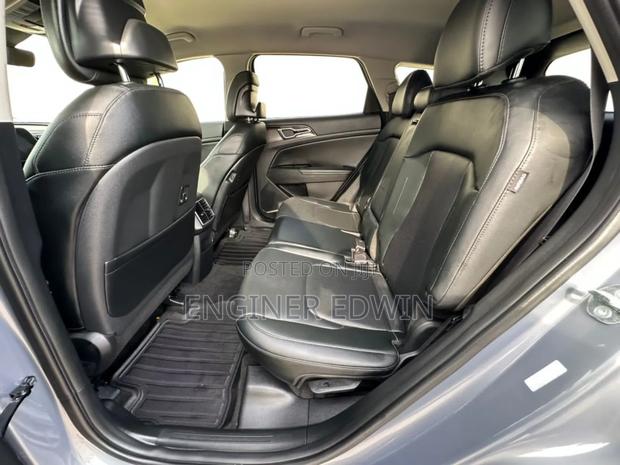 Kia Sportage SX FWD 2025 Gray photo 4
