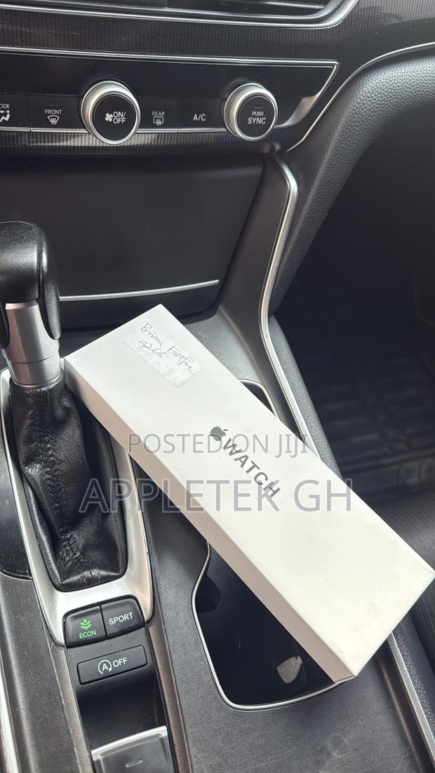 New Apple Watch Series Se 3 40mm Gps Only