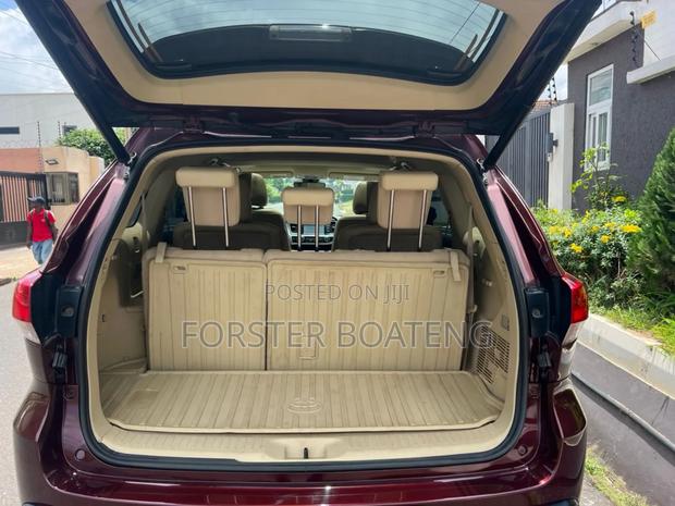 Toyota Highlander XLE 2019 Burgundy