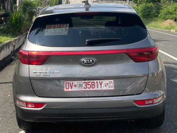 Kia Sportage LX FWD 2018 Gray