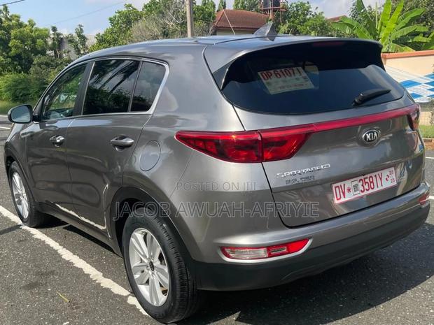 Kia Sportage LX FWD 2018 Gray