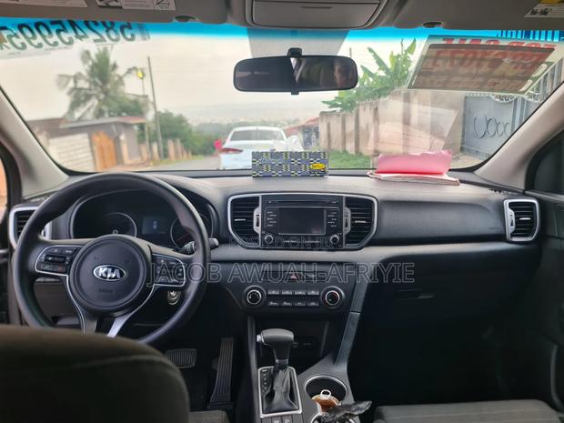 Kia Sportage LX FWD 2018 Gray