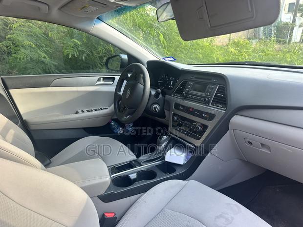 Hyundai Sonata 2016 Gray