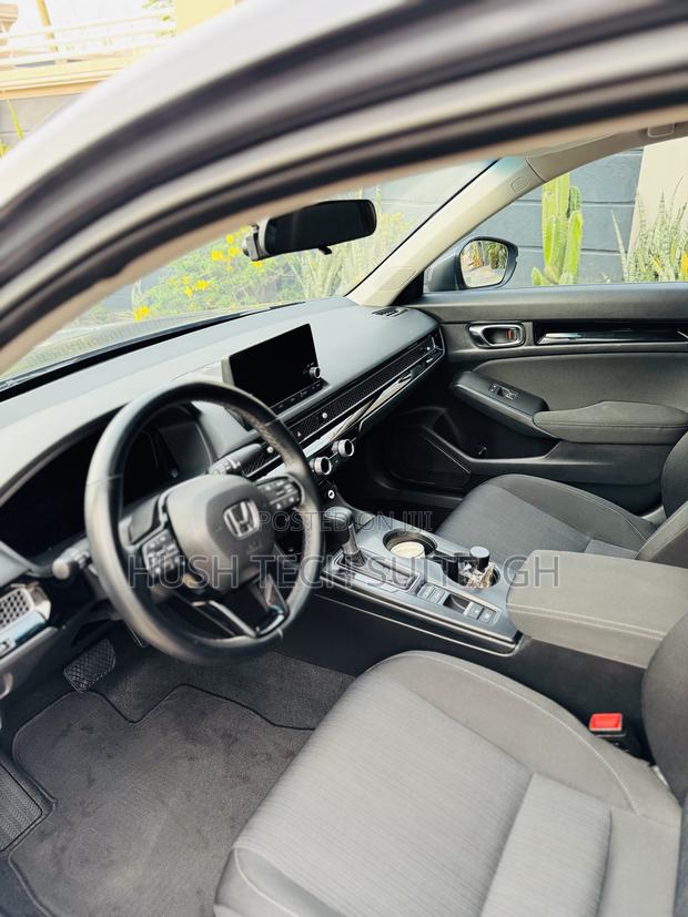 Honda Civic EX 2022 Gray photo 3