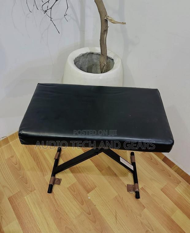 Keyboard Bench · Photo 4
