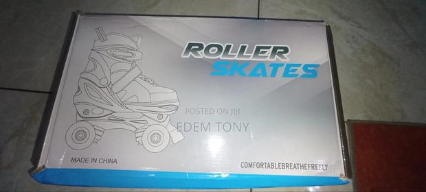 A Pair Of Ljpymx Quad Roller Skates For Small Kids photo 2