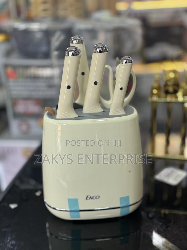 Elegant Kitchen Knives Set photo 2