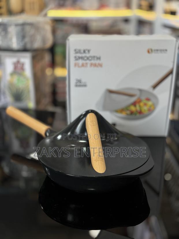 The Sweden Smooth Flat Fry Pan 26cm