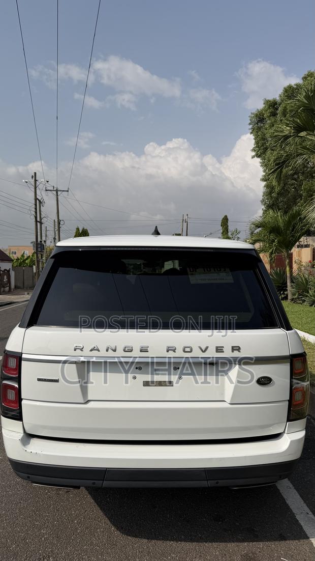 Land Rover Range Rover 5.0L Supercharged 2018 White
