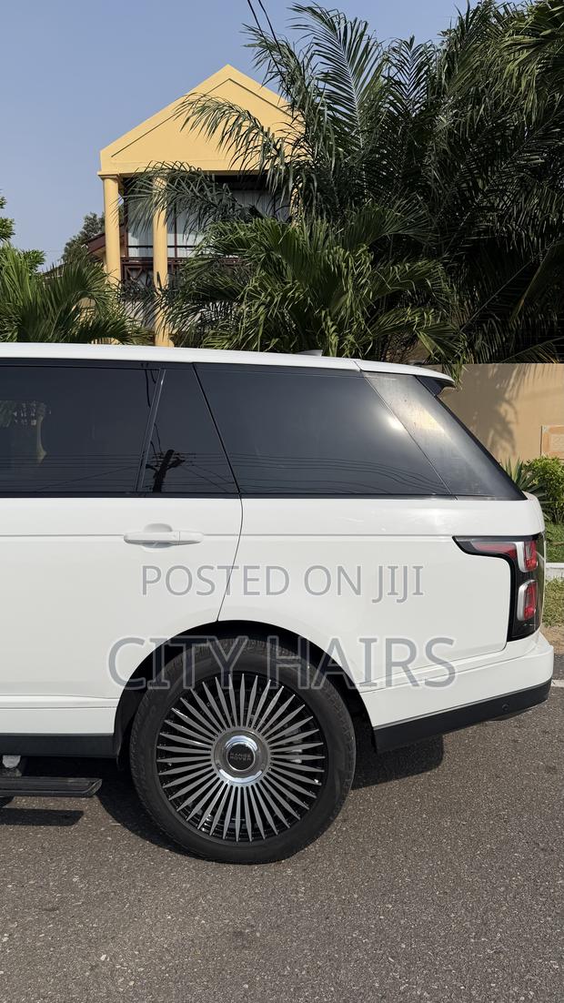 Land Rover Range Rover 5.0L Supercharged 2018 White