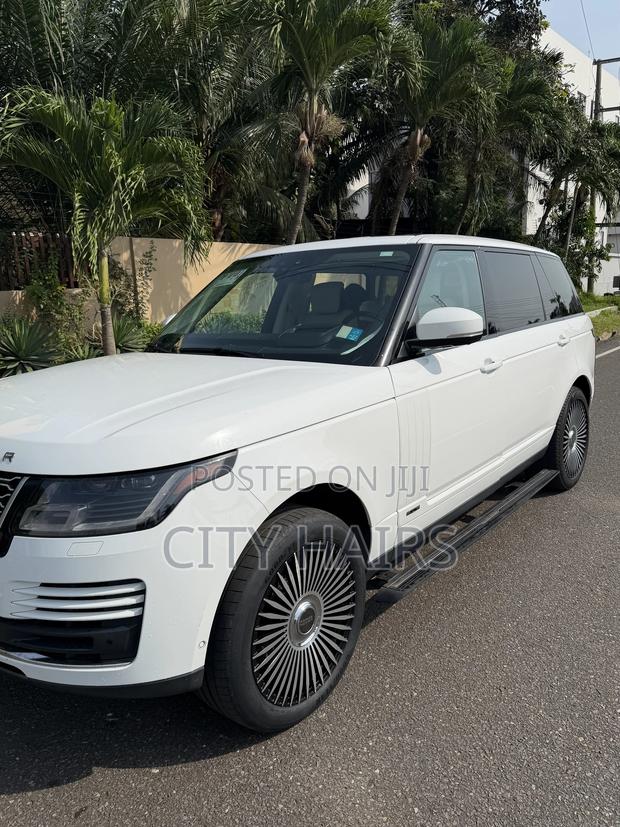 Land Rover Range Rover 5.0L Supercharged 2018 White