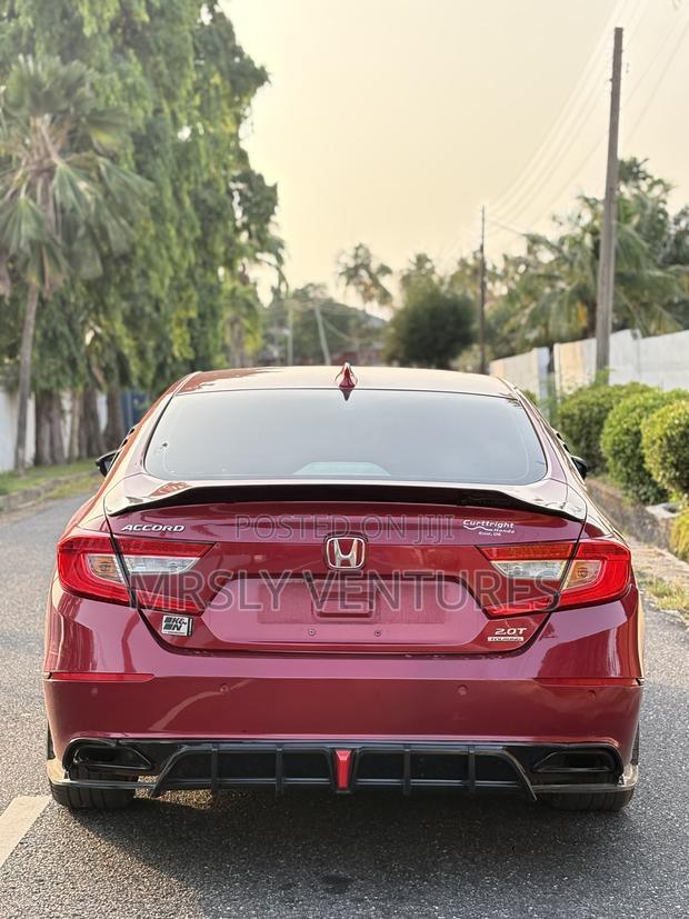 Honda Accord Touring 2.0T 2021