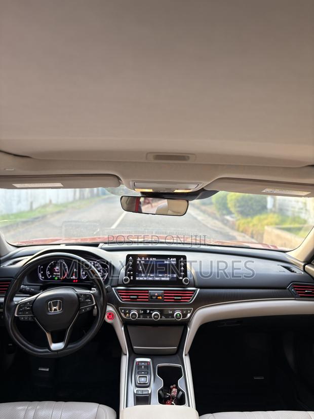 Honda Accord Touring 2.0T 2021