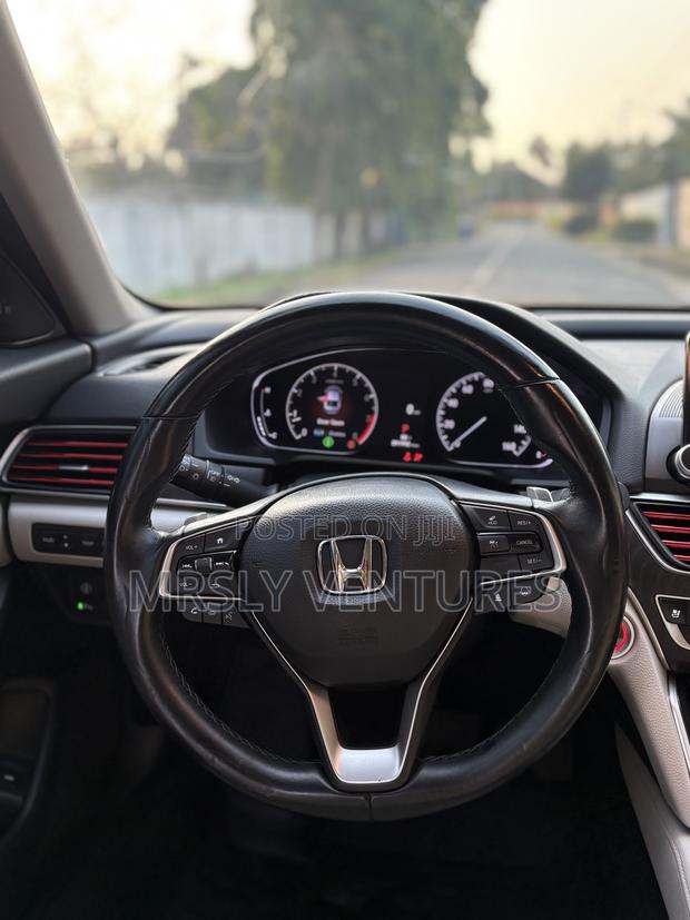 Honda Accord Touring 2.0T 2021