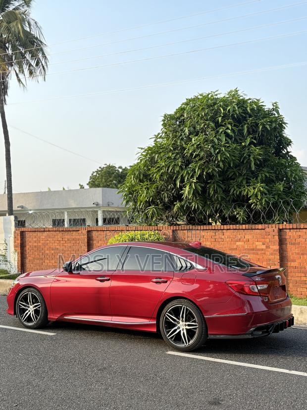 Honda Accord Touring 2.0T 2021