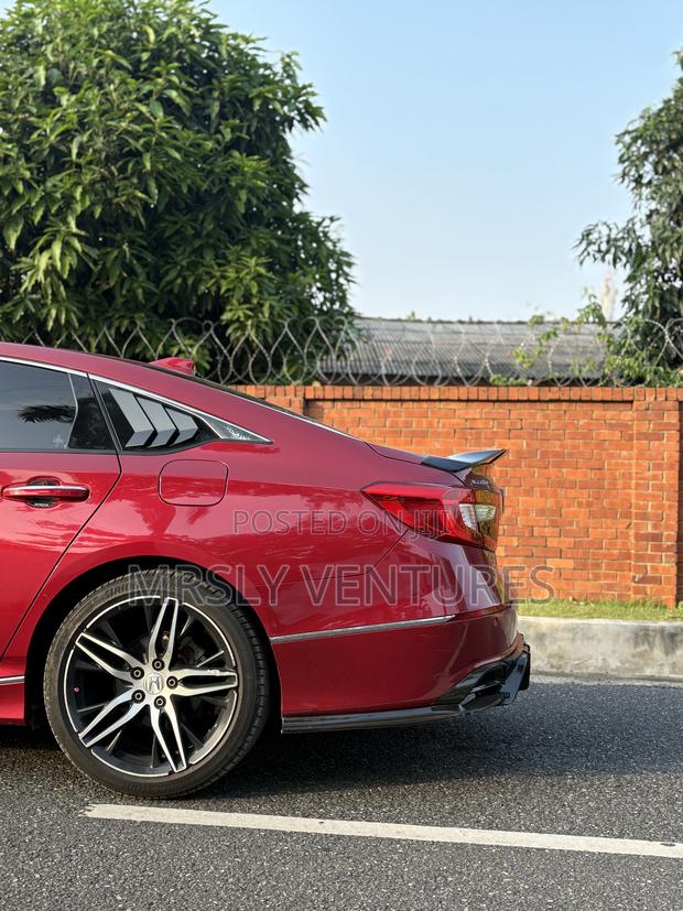 Honda Accord Touring 2.0T 2021