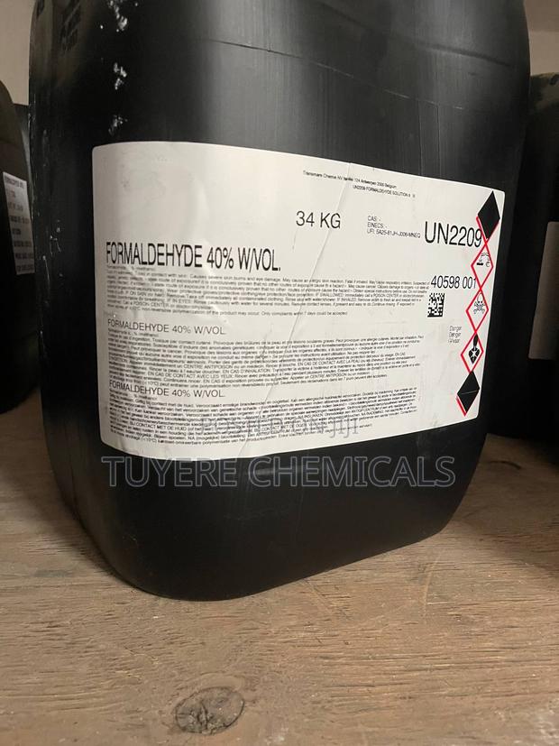 Formaldehyde (Formalin) Solution photo 2