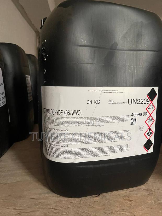 Formaldehyde (Formalin) Solution photo 3