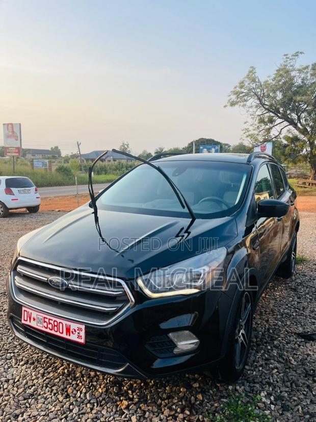 Ford Explorer Limited FWD 2019 Black