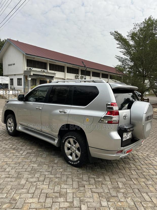 Toyota Land Cruiser Prado 3.0 D-4D (190 Hp) 7 seats 2015 Silver
