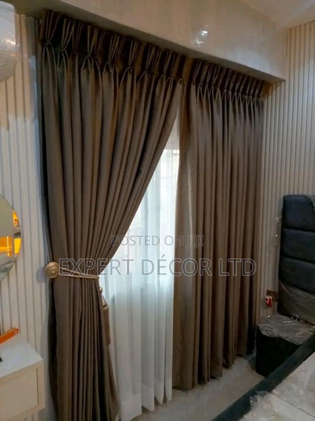 Classically Designed Curtains Drapes From Expert Décor photo 2