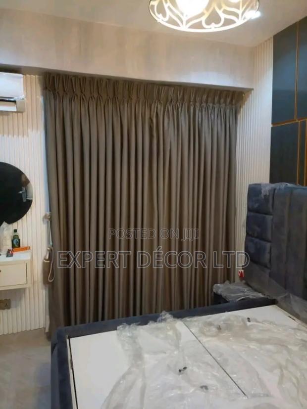 Classically Designed Curtains Drapes From Expert Décor photo 7
