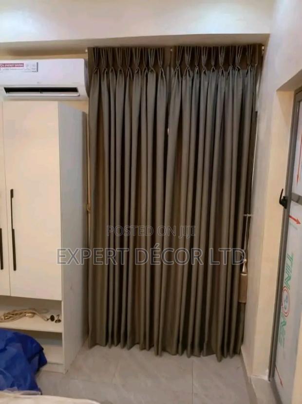 Classically Designed Curtains Drapes From Expert Décor photo 8