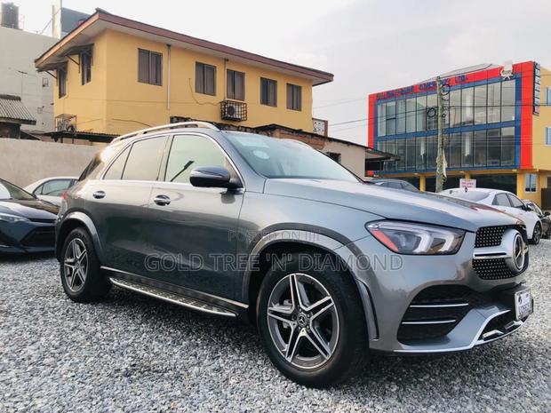 Mercedes-Benz GLE-Class GLE 350 4MATIC 2022 Silver photo 2