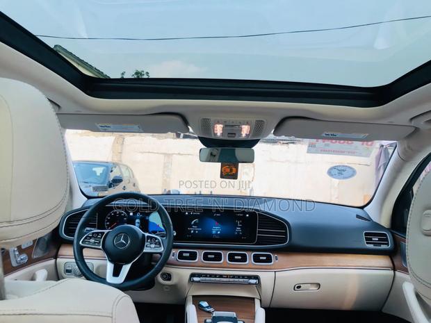 Mercedes-Benz GLE-Class GLE 350 4MATIC 2022 Silver photo 9
