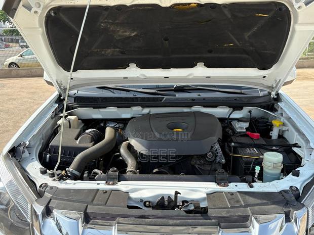 Isuzu D-MAX 2018 White