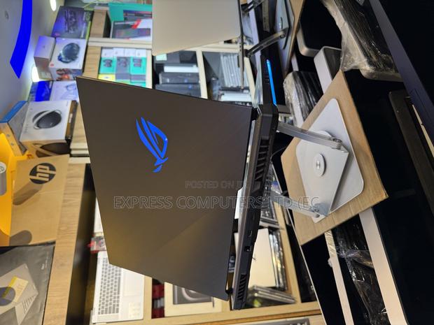 Laptop Asus ROG Strix G731G 24GB Intel Core I7 SSD 512GB photo 6