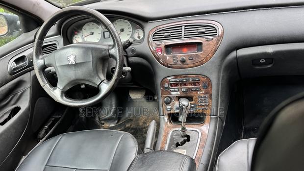 Peugeot 607 SW 3.0 V6 Automatic 2009 Black photo 6