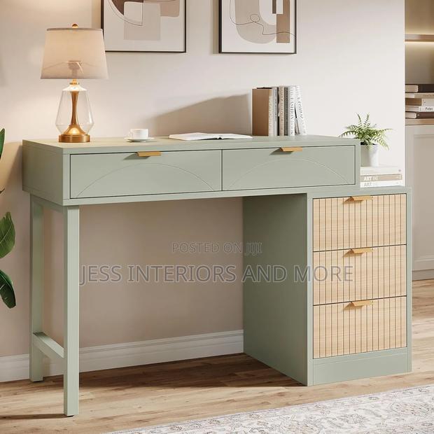Computer Desk With 5 Drawers · Photo 4