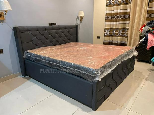 Family Sized Queens Mattress With Frame Available As Seen✅🥰❤