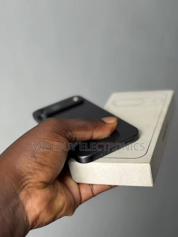 Google Pixel 9 128 GB Black photo 3