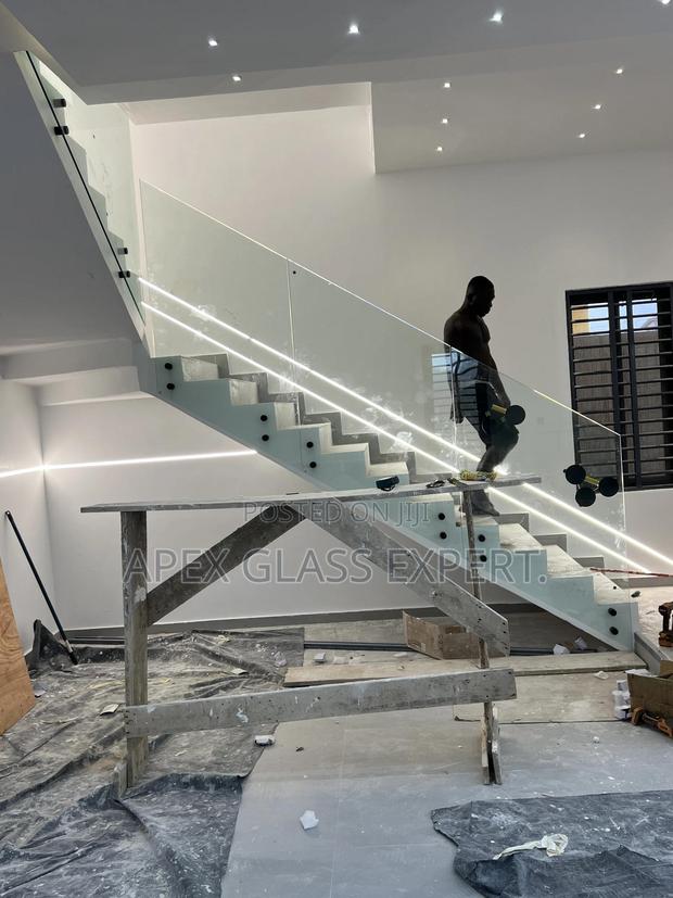 Glass Staircase photo 4