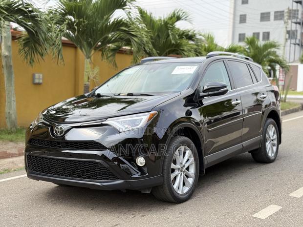 Toyota RAV4 Limited 4dr SUV (2.5L 4cyl 6A) 2018 Black