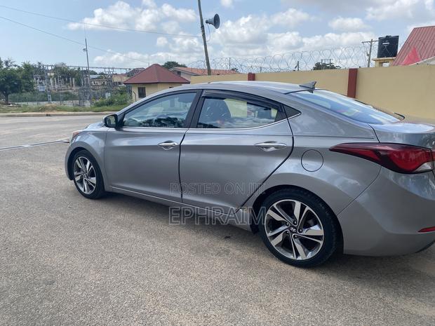 Hyundai Elantra SE 4dr Sedan (1.8L 4cyl 6A) 2014 Silver
