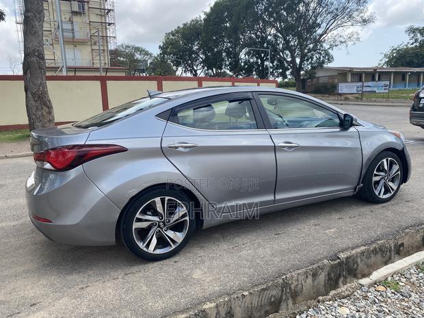 Hyundai Elantra SE 4dr Sedan (1.8L 4cyl 6A) 2014 Silver