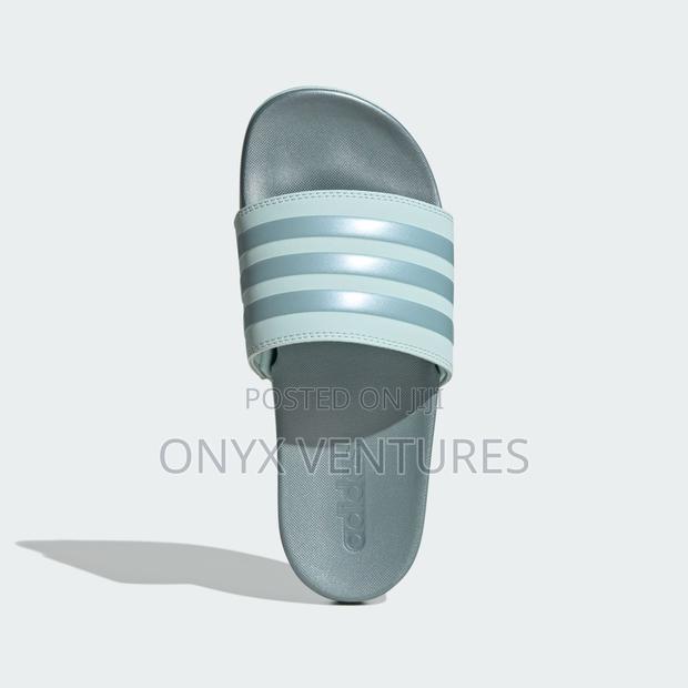 Adidas Slide Brand New