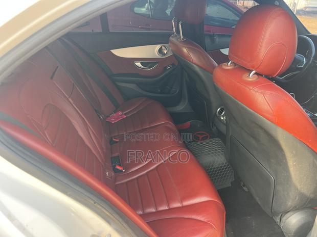 Mercedes-Benz C300 Sport 4Matic Sedan AWD (2.0L 4cyll 7A) 2016 White