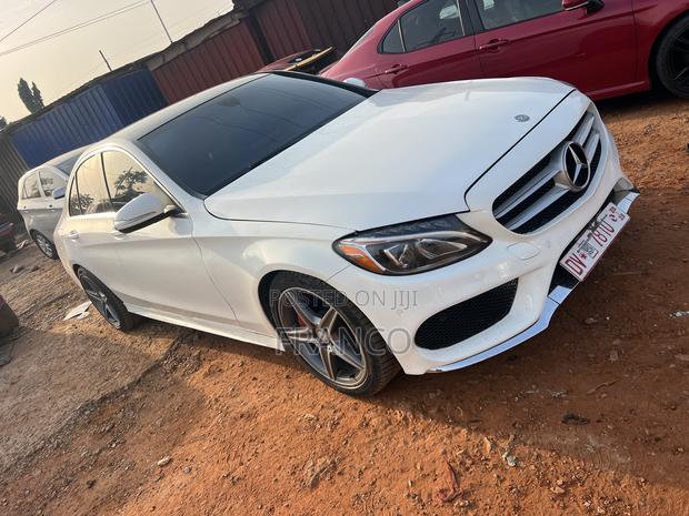 Mercedes-Benz C300 Sport 4Matic Sedan AWD (2.0L 4cyll 7A) 2016 White
